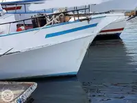 Kapal feri untuk dijual