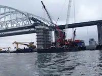 Kapal kren untuk dijual