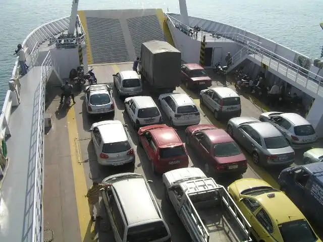 Kapal feri untuk dijual
