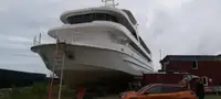 Kapal pelayaran untuk dijual