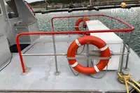 Kapal anak kapal untuk dijual