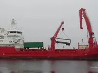 Kapal peti sejuk untuk dijual