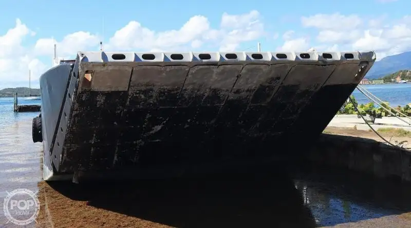 Kapal pendaratan, tangki untuk dijual