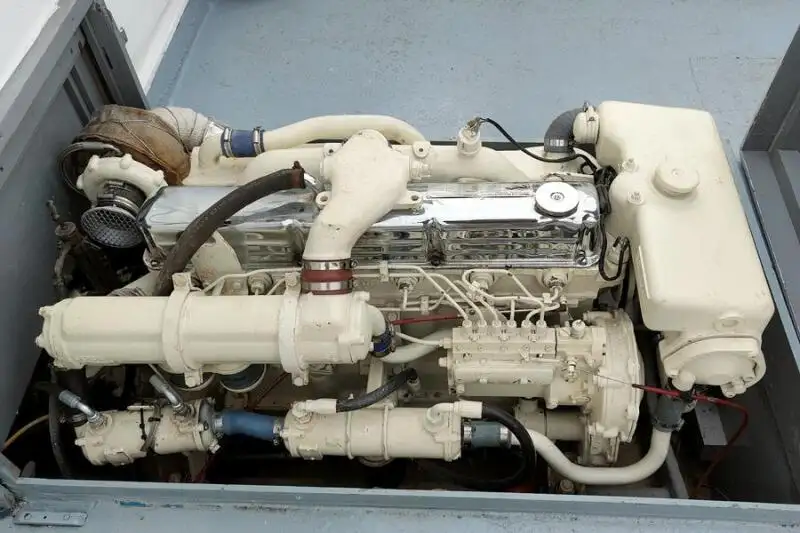 Kapal kerja untuk dijual