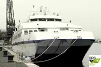 Kapal pelayaran untuk dijual