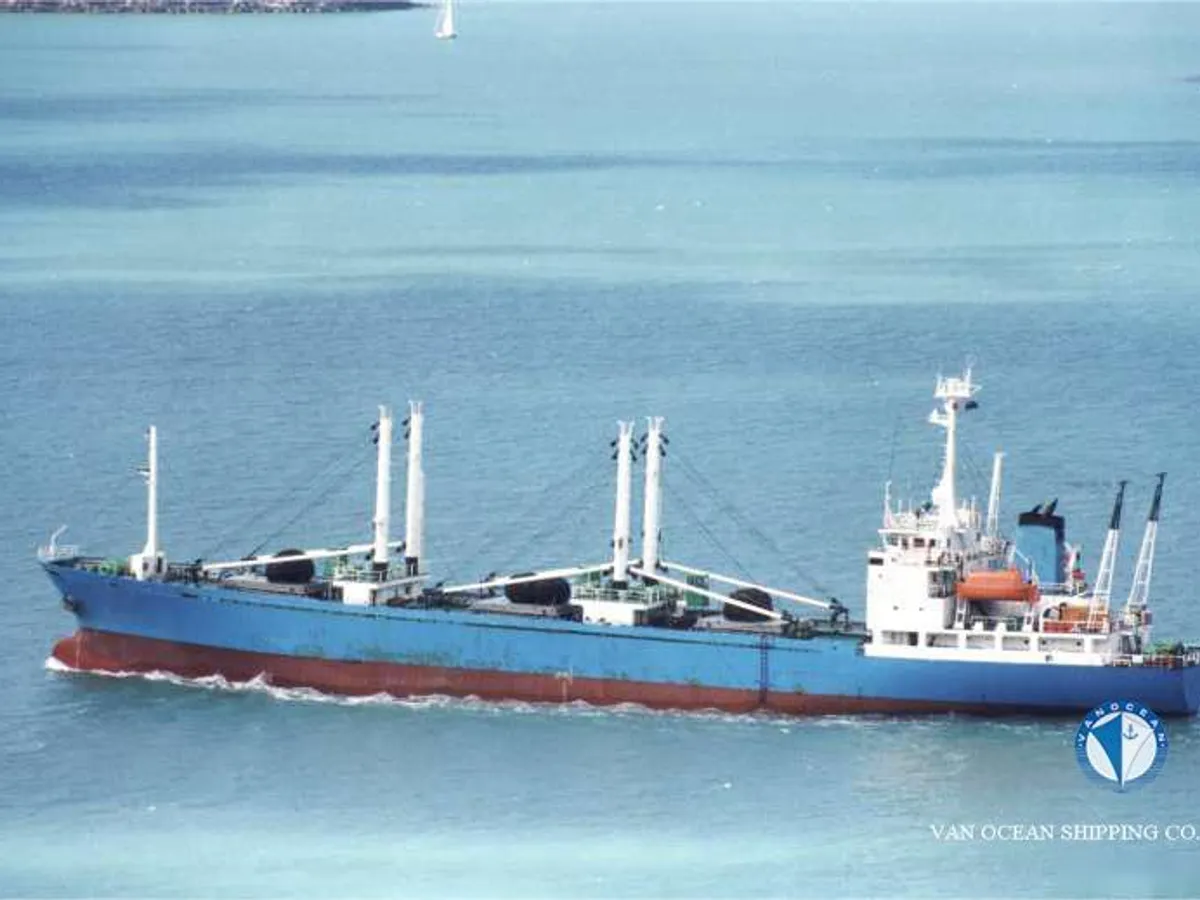 Kapal peti sejuk untuk dijual