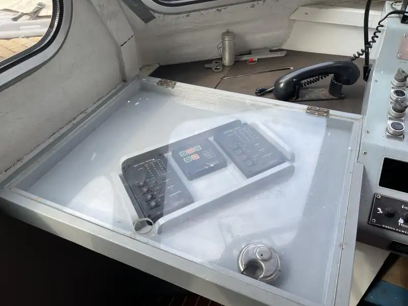 Kapal rondaan untuk dijual