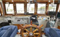 Kapal pelayaran untuk dijual