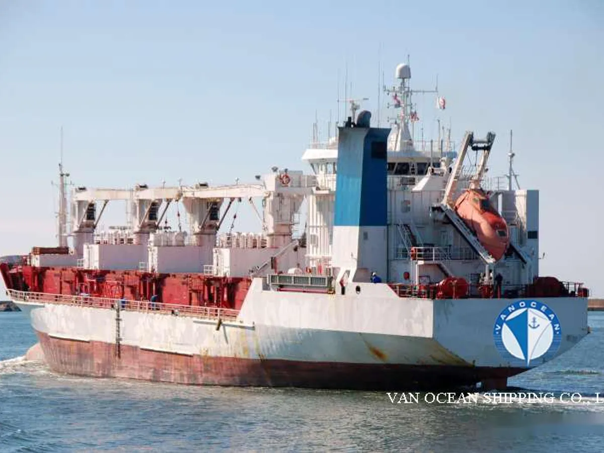 Kapal peti sejuk untuk dijual