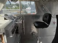 Kapal anak kapal untuk dijual