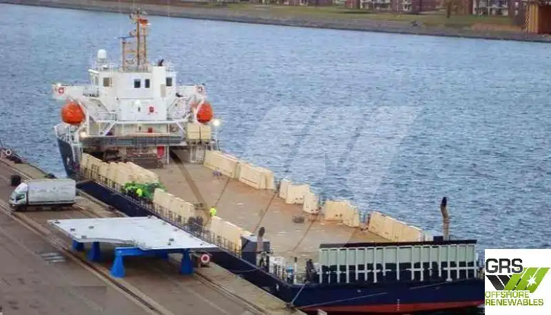 Kapal bekalan untuk dijual