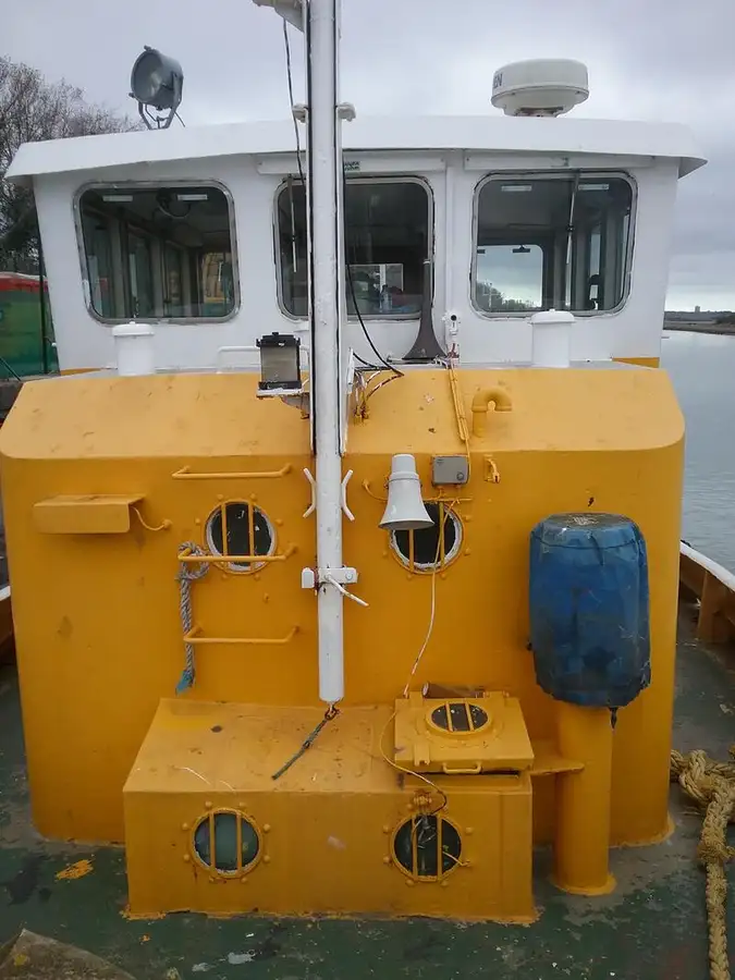Kapal tunda untuk dijual