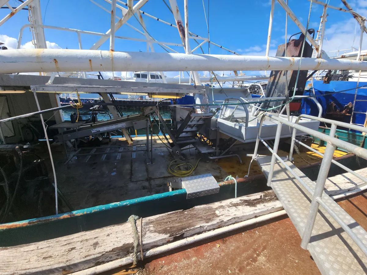 Kapal pukat untuk dijual