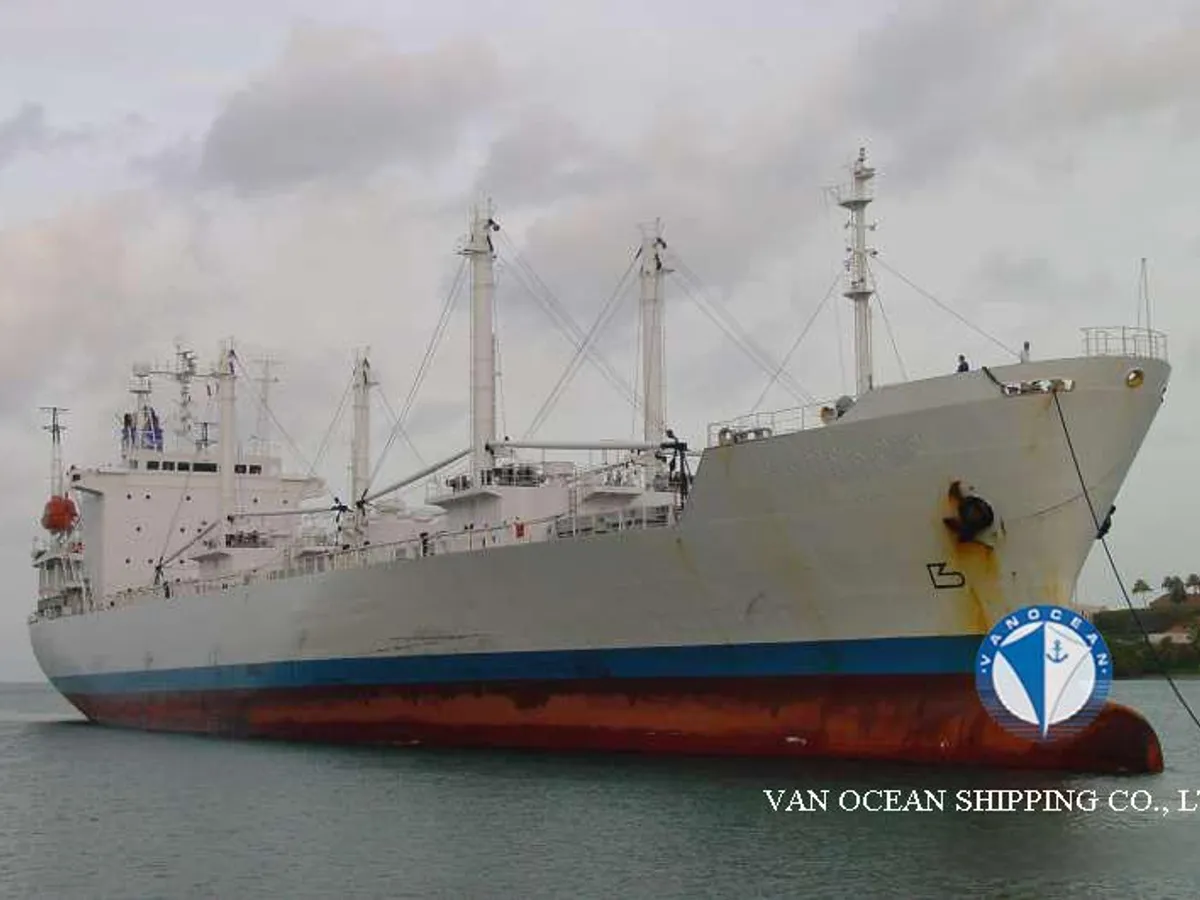 Kapal peti sejuk untuk dijual