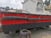 Kapal kerja untuk dijual