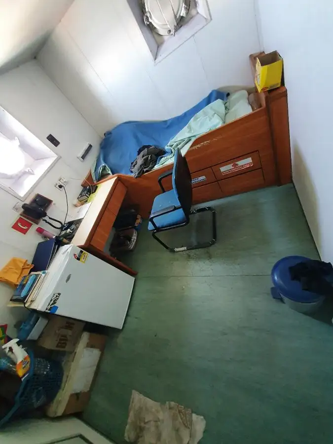 Kapal peti sejuk untuk dijual