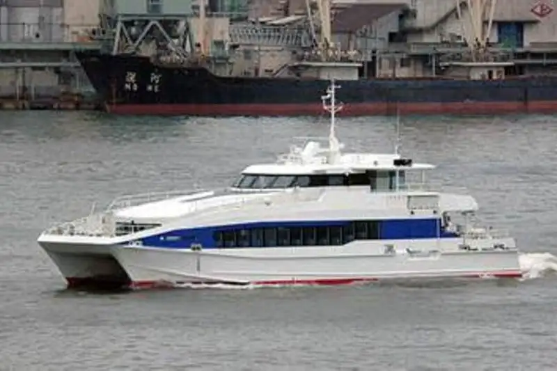 Kapal layar untuk dijual