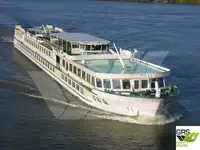 Kapal pelayaran untuk dijual