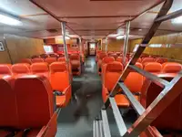 Kapal anak kapal untuk dijual