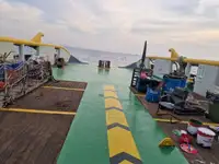 Kapal bekalan untuk dijual