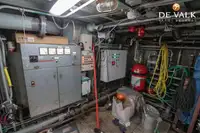 Kapal rondaan untuk dijual