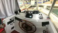 Kapal pelayaran untuk dijual