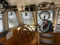 Kapal rondaan untuk dijual