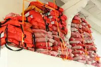 Kapal feri untuk dijual