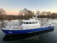 Kapal tinjauan untuk dijual