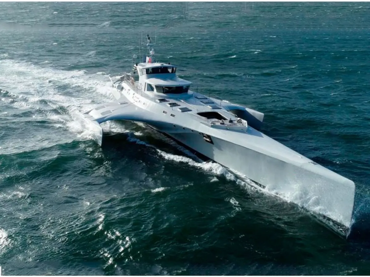 Kapal kerja untuk dijual