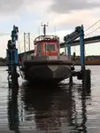 Kapal kerja untuk dijual