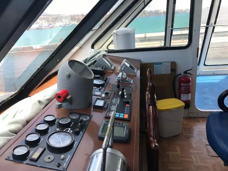 Kapal layar untuk dijual