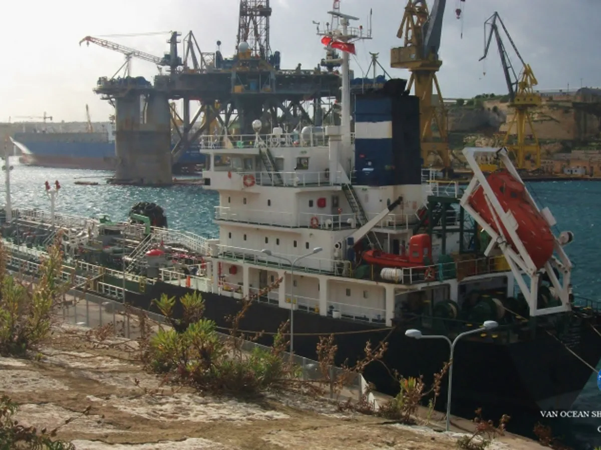 Tangki minyak/kimia untuk dijual