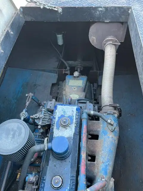 Kapal kerja untuk dijual