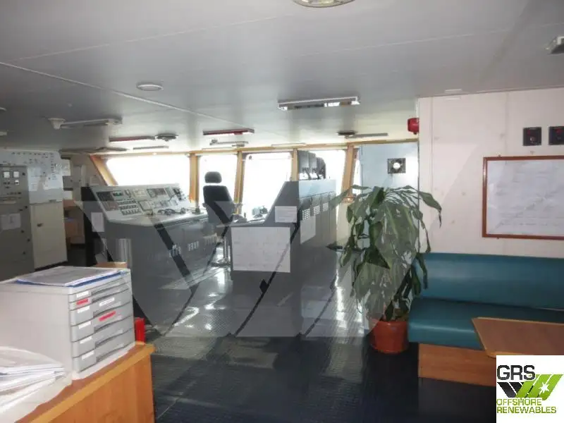 Kapal bekalan untuk dijual