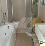 Kapal pelayaran untuk dijual