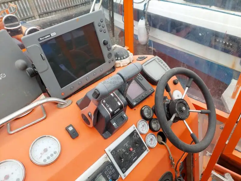 Kapal getah kaku untuk dijual
