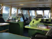 Kapal rondaan untuk dijual