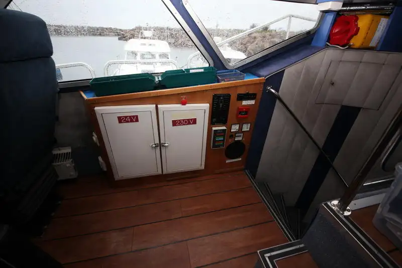 Kapal rondaan untuk dijual