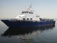 Kapal anak kapal untuk dijual
