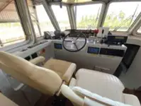 Kapal rondaan untuk dijual