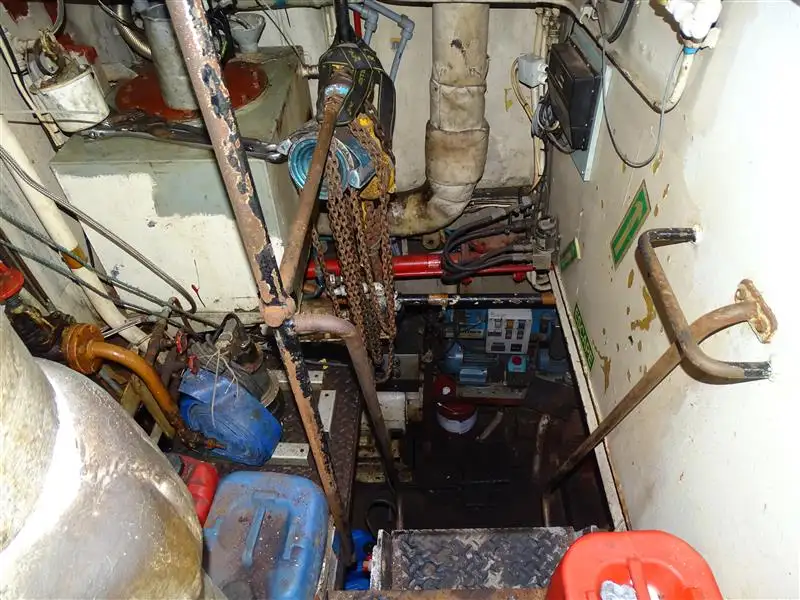 Kapal kerja untuk dijual