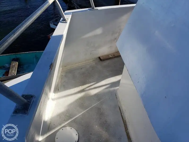 Kapal feri untuk dijual