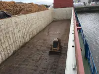 Kapal pengangkut pukal untuk dijual
