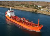 Oil/Chemical tanker untuk jualan