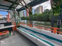 Kapal pelayaran untuk dijual