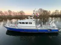 Kapal tinjauan untuk dijual