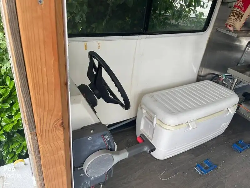 Kapal layar untuk dijual