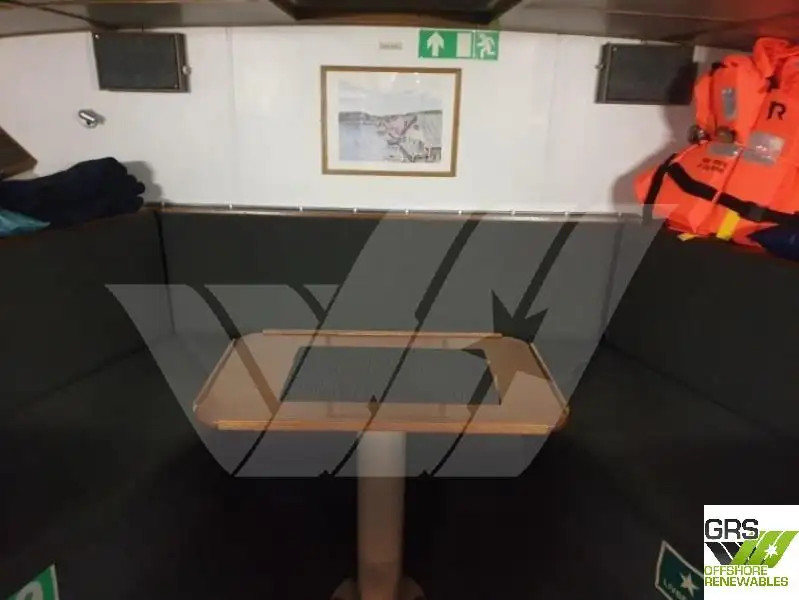 Kapal pelayaran untuk dijual