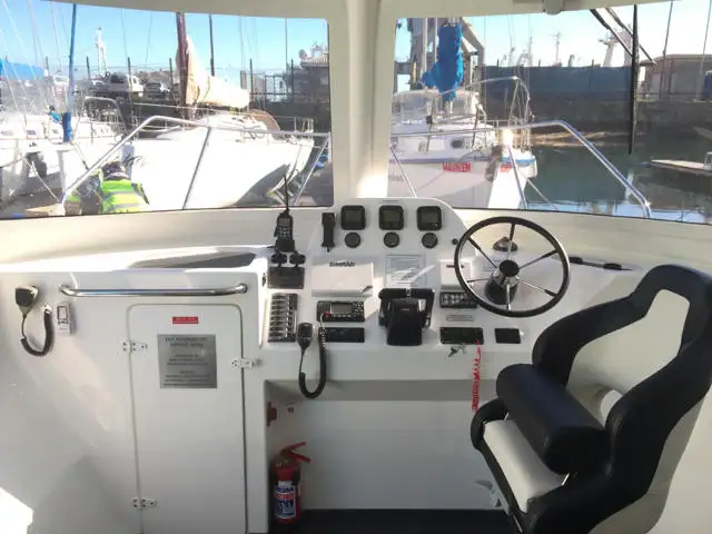 Kapal penyelamat untuk dijual